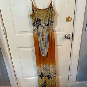 Summer spaghetti string and neck halter dress